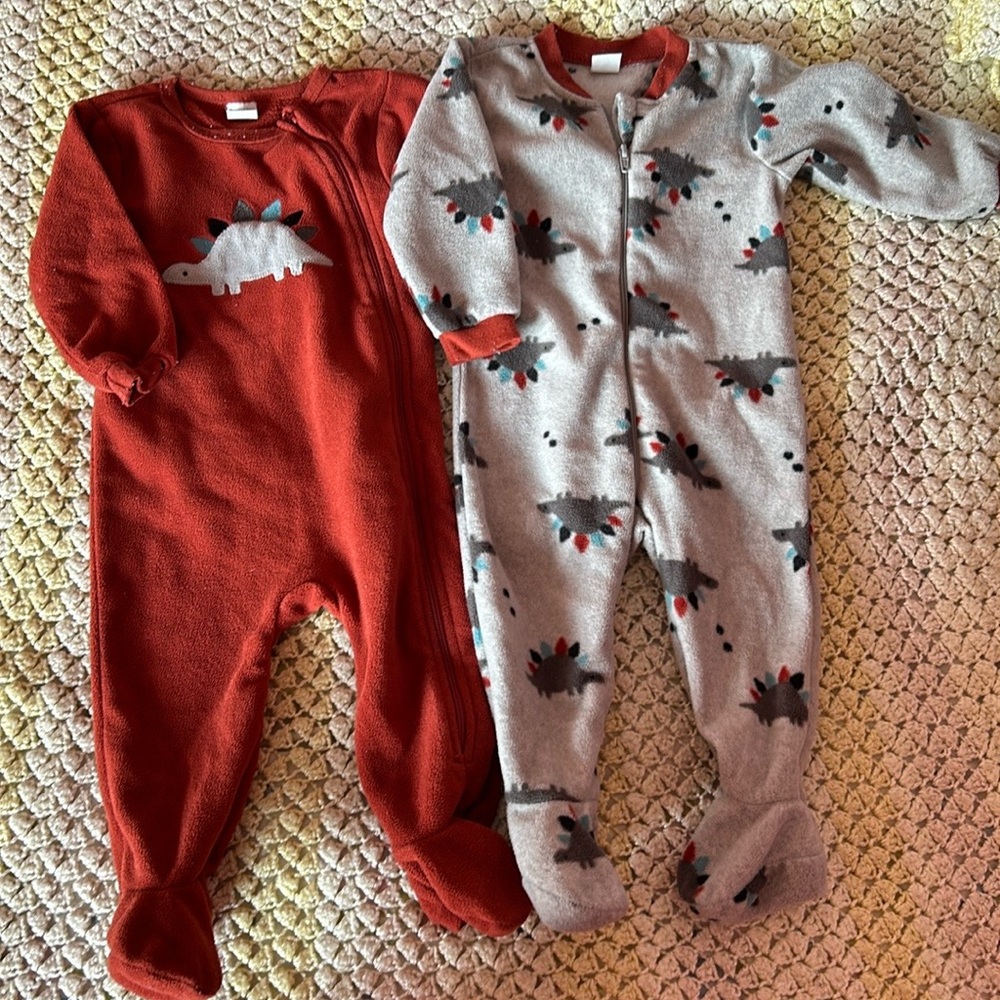 Bundle of 2 Baby Bodysuits